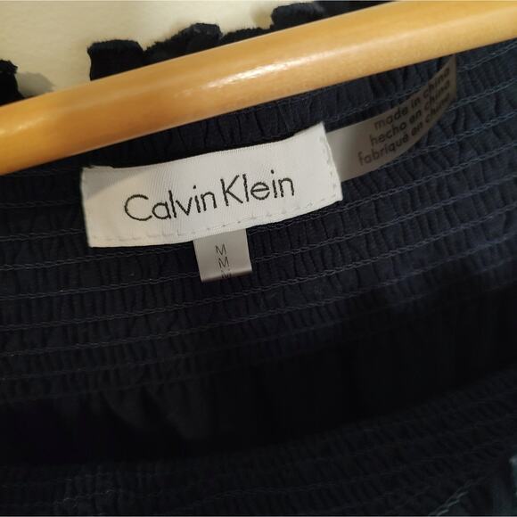 Calvin Klein Off The Shoulder Smocked Long Sleeve Top in Navy Blue Size Medium - Picture 3 of 8